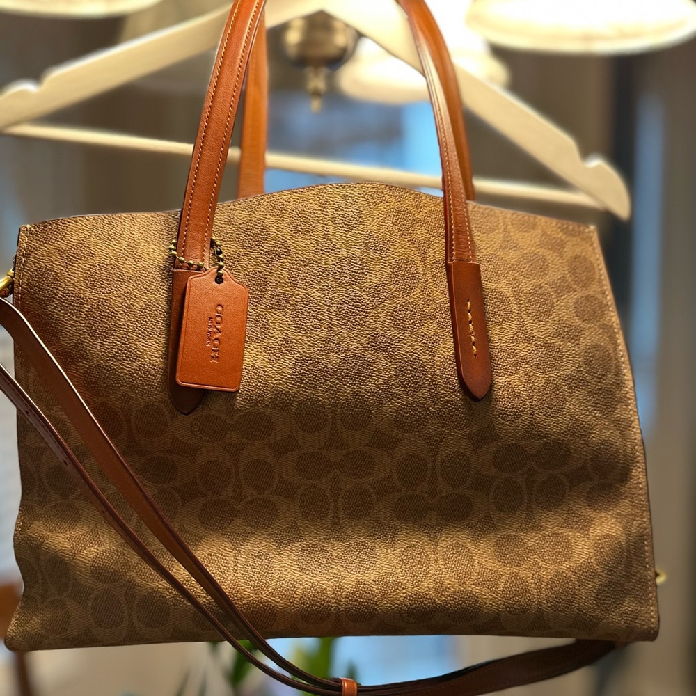 Coach Signature Tote Bag